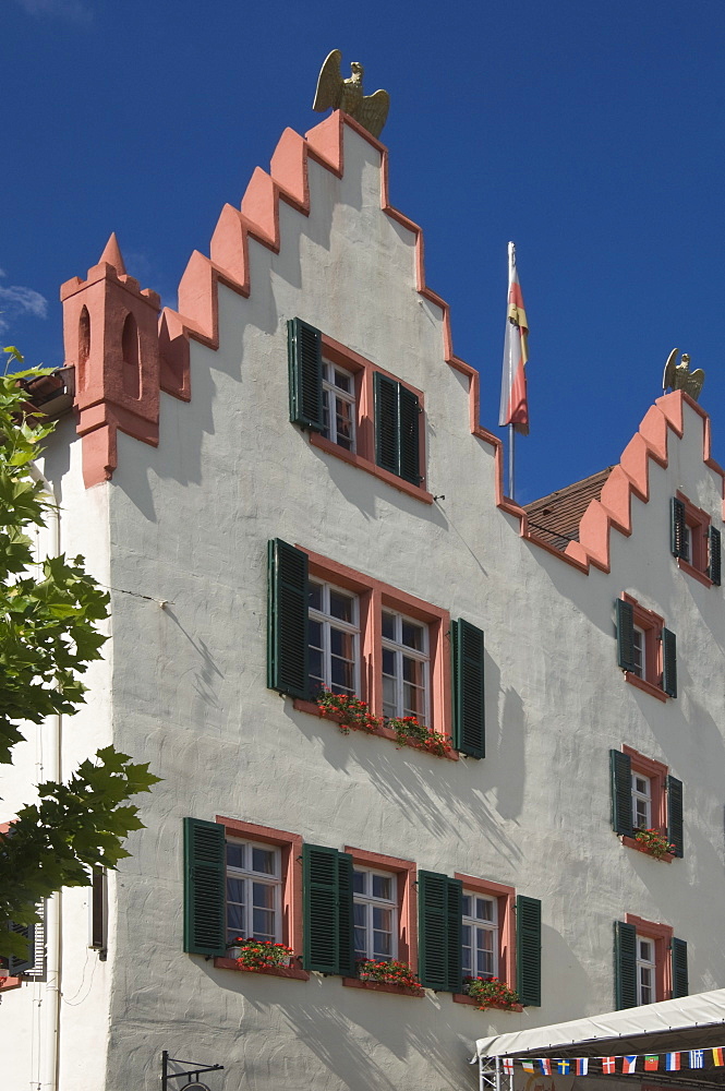 The facade of the 17th century Town Hall, Oppenheim, wine area, Rhineland Palatinate, Germany, Europe