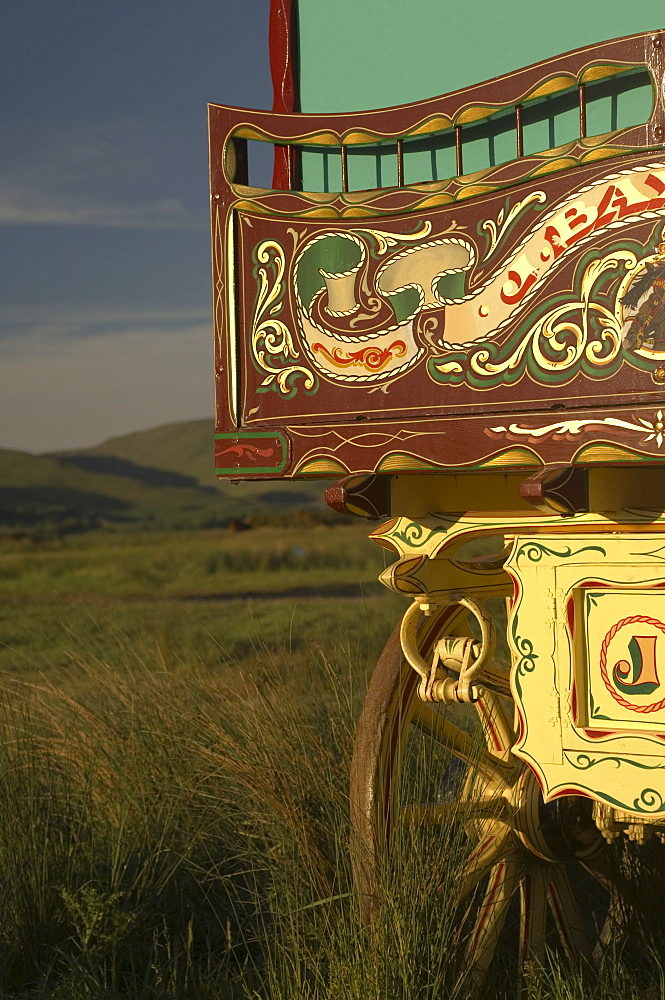 Horse drawn caravan, Appleby annual horse fair, Eden Valley, Lake District, Cumbria, England, United Kingdom, Europe