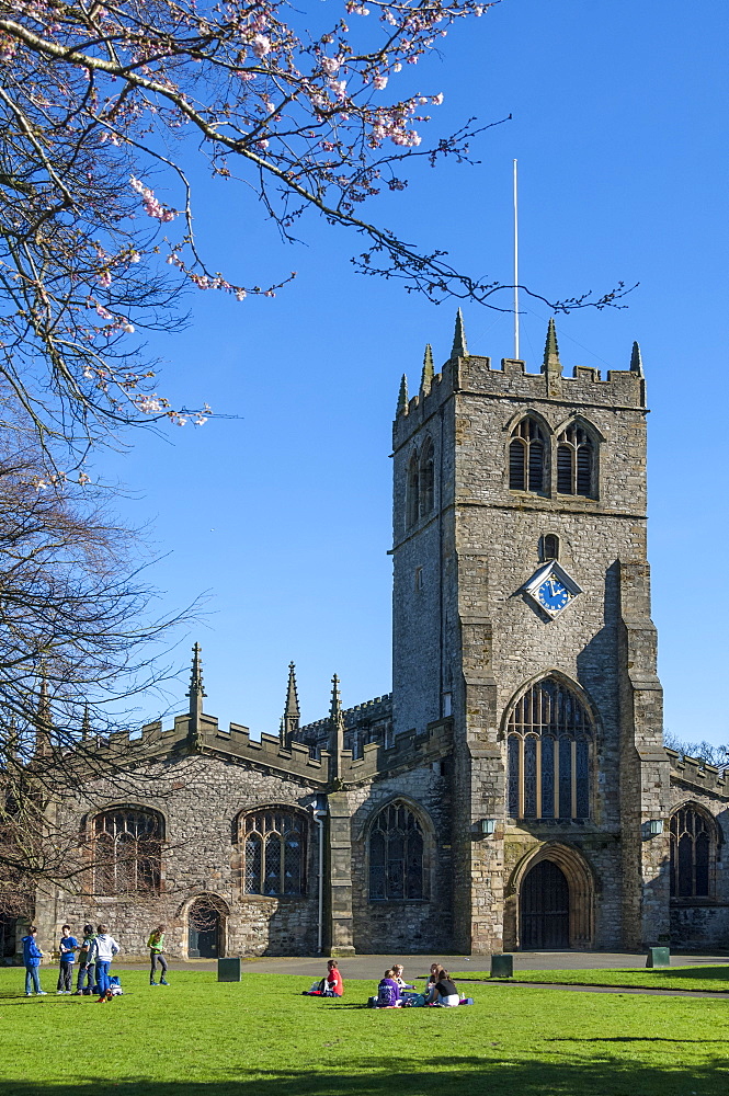 Parish Church of the Holy Trinity, Kirkland, Old Kendal, South Lakes, Cumbria, England, United Kingdom, Europe