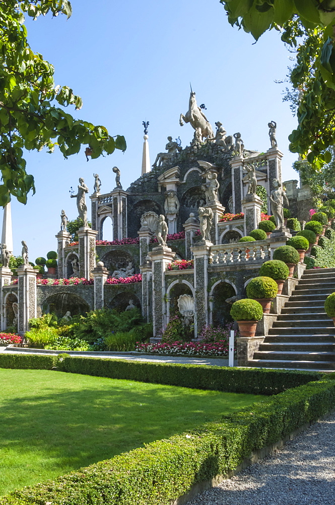 Floral Fountains, Isola Bella, Borromean Islands, Lake Maggiore, Piedmont, Italian Lakes, Italy, Europe