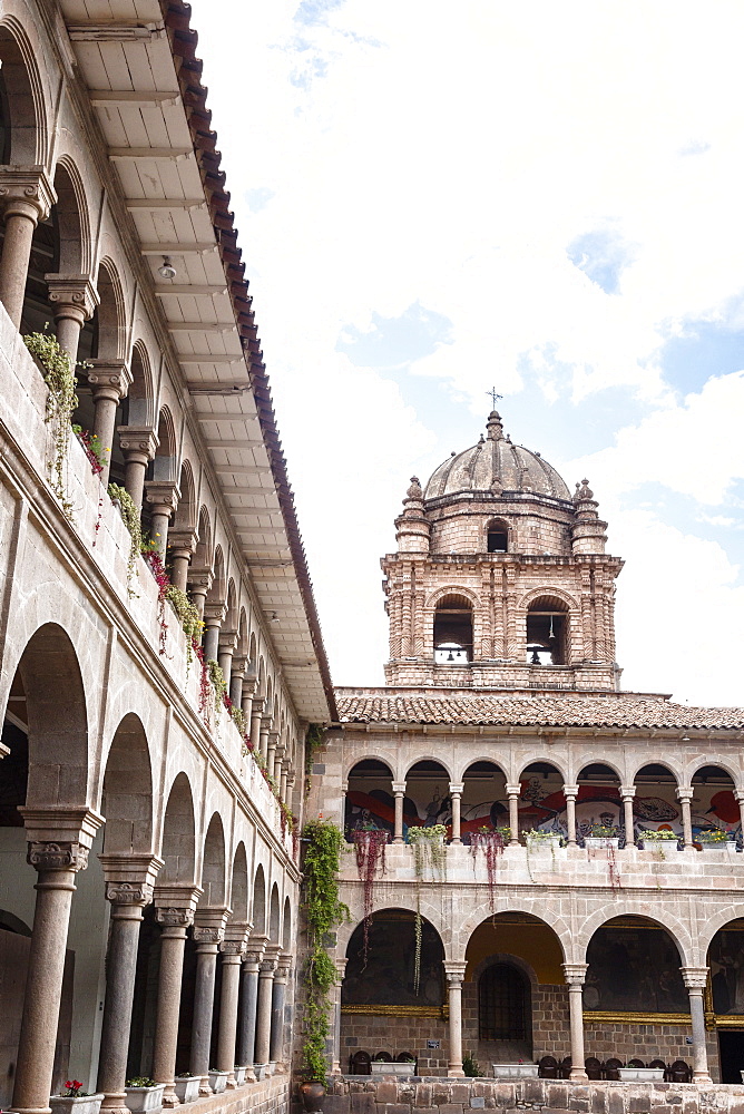 Santo Domingo church at the Qorikancha, Cuzco, UNESCO World Heritage Site, Peru, South America 