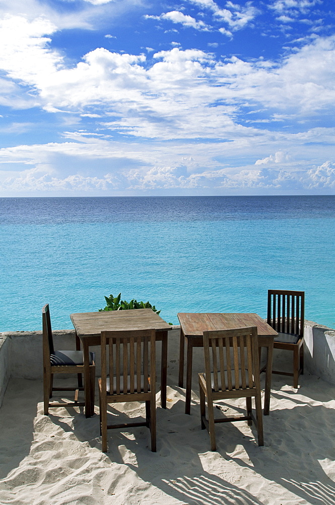 Balcony overlooking Indian Ocean, Nungwi beach, island of Zanzibar, Tanzania, East Africa, Africa