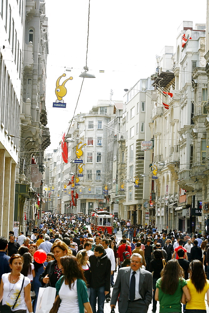 Istiklal Caddesi, Istanbul's main shopping street in Beyoglu quarter, Istanbul, Turkey, Europe