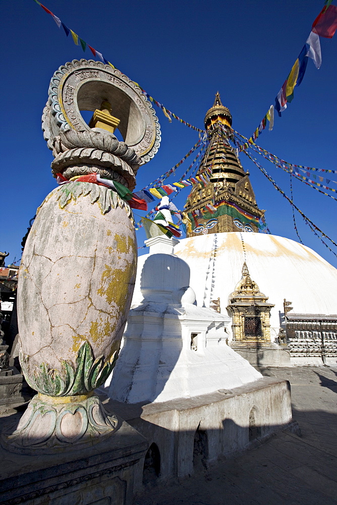 Buddhist stupa, Swayambhu (Swayambhunath), UNESCO World Heritage Site, Kathmandu, Nepal, Asia