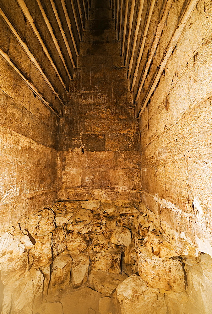 Burial Chamber of the Red Pyramid, Pyramid field of Dahshur, Egypt, North Africa, Africa