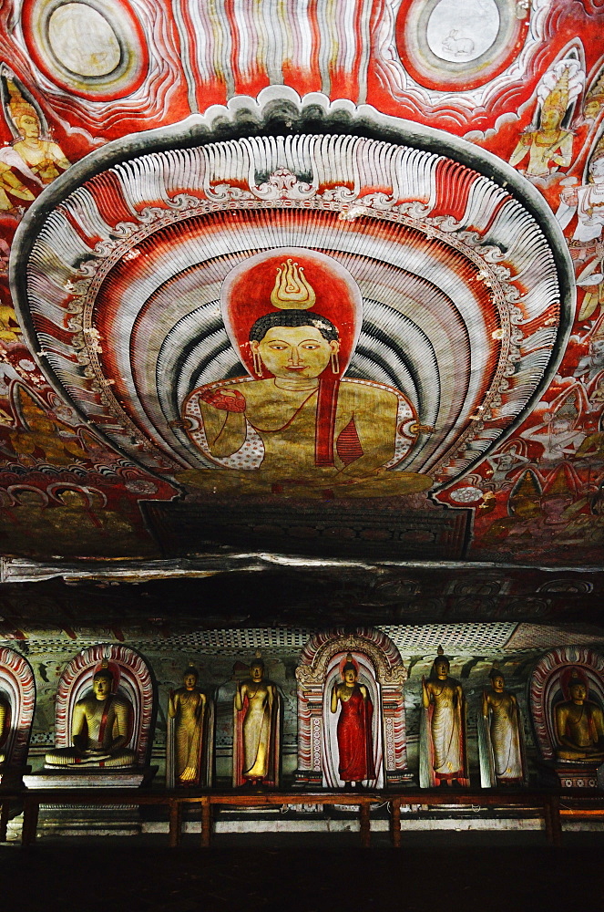 Buddha statues, Dambulla Cave Temple, UNESCO World Heritage Site, Dambulla, Sri Lanka, Asia