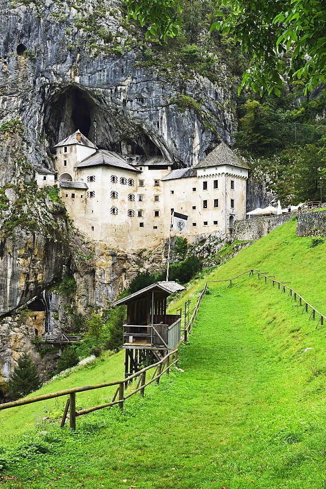 Predjama Castle (Predjamski grad), Predjama, Slovenia, Europe