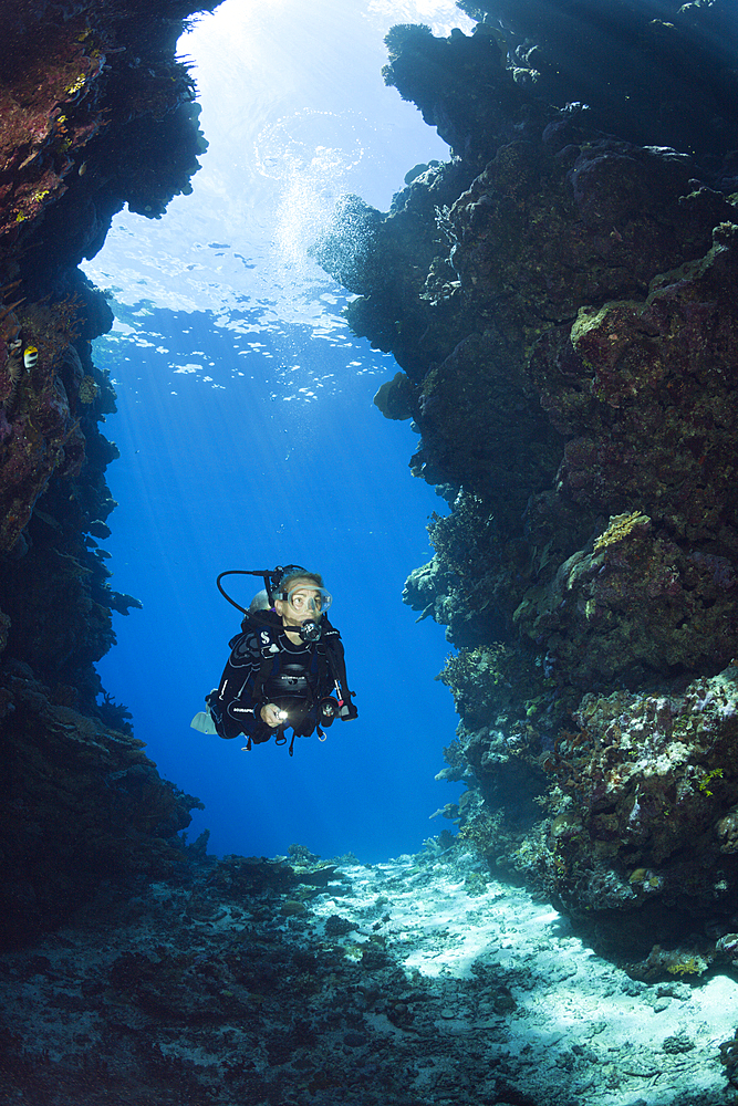 Scuba Diving in Mbuco Caves, Marovo Lagoon, Solomon Islands