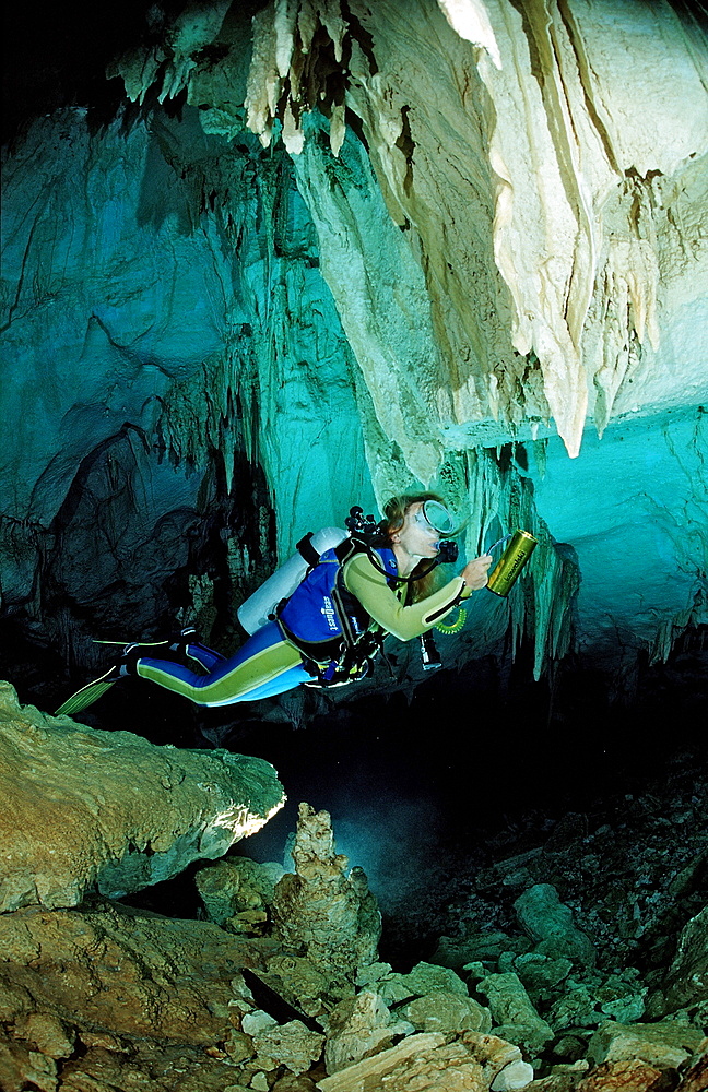 Scuba diver in underwater cave, Cueva Taina, Punta Cana, Freshwater, Dominican Republic, West Indies, Caribbean, Central America