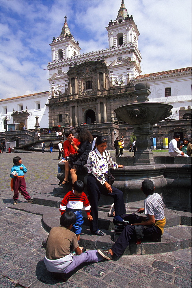 The Monastery of San Francisco 1534 to 1600 the largest colonial building in Quito on Plaza San Francisco, with shoe shine boys, Quito, Ecuador