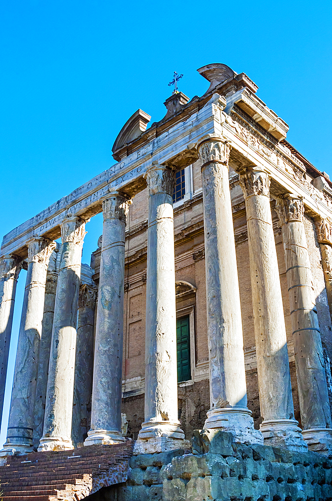 Temple of Antoninus and Faustina, Roman Forum, UNESCO World Heritage Site, Rome, Latium (Lazio), Italy, Europe