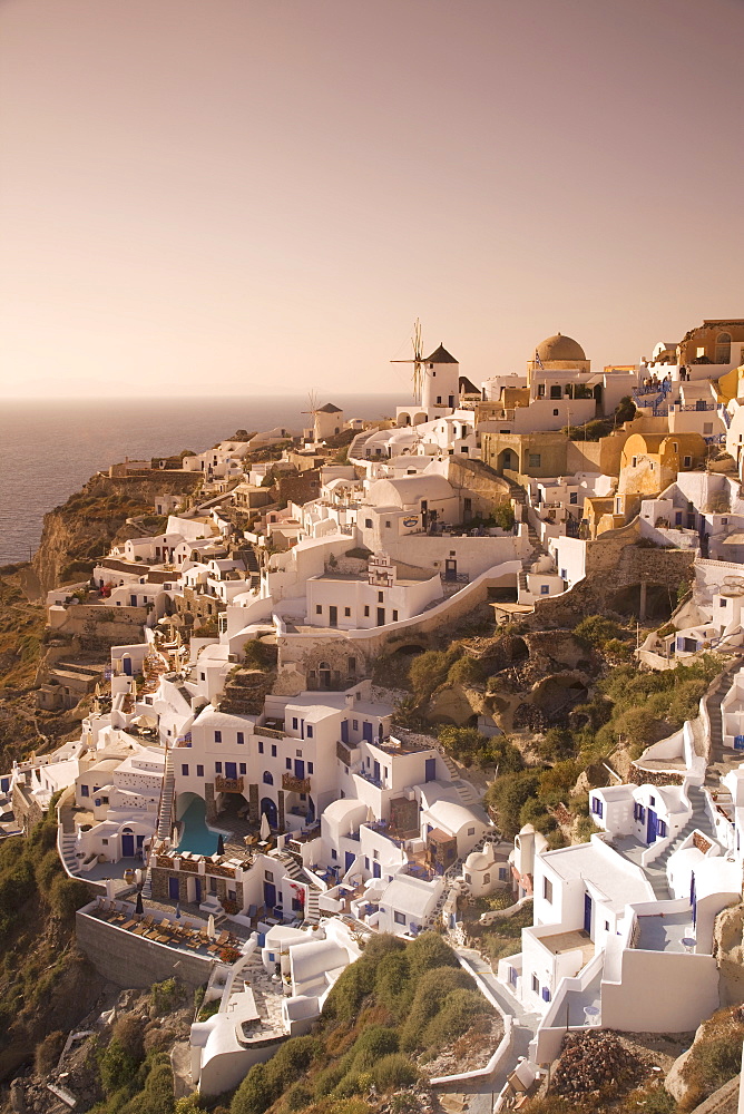 Oia, Santorini (Thira), Cyclades Islands, Greek Islands, Greece, Europe