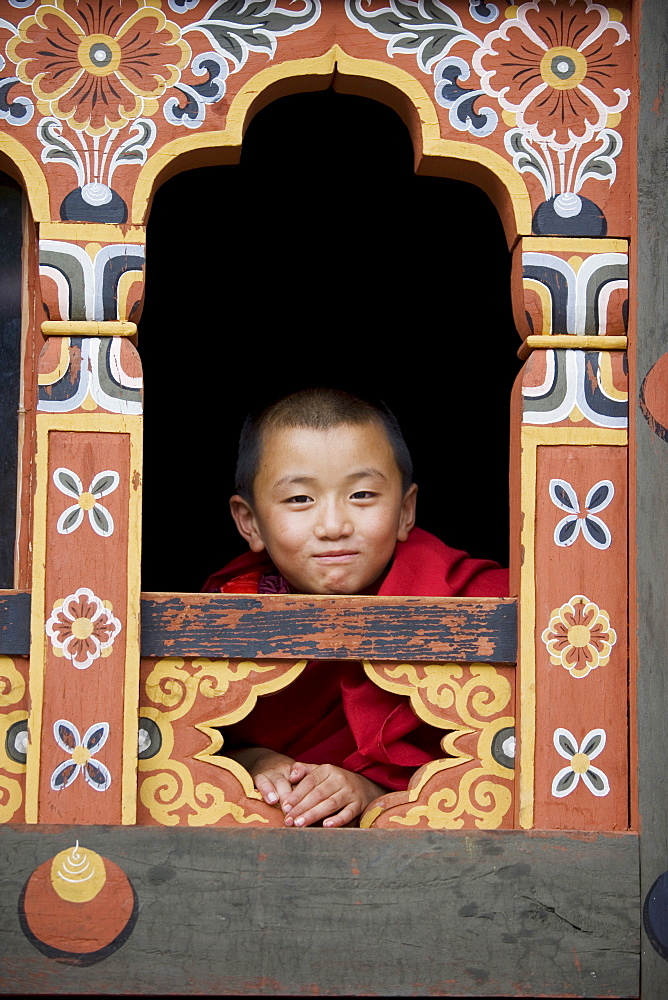 Young Buddhist monk, Trashi Chhoe Dzong, Thimphu, Bhutan, Asia