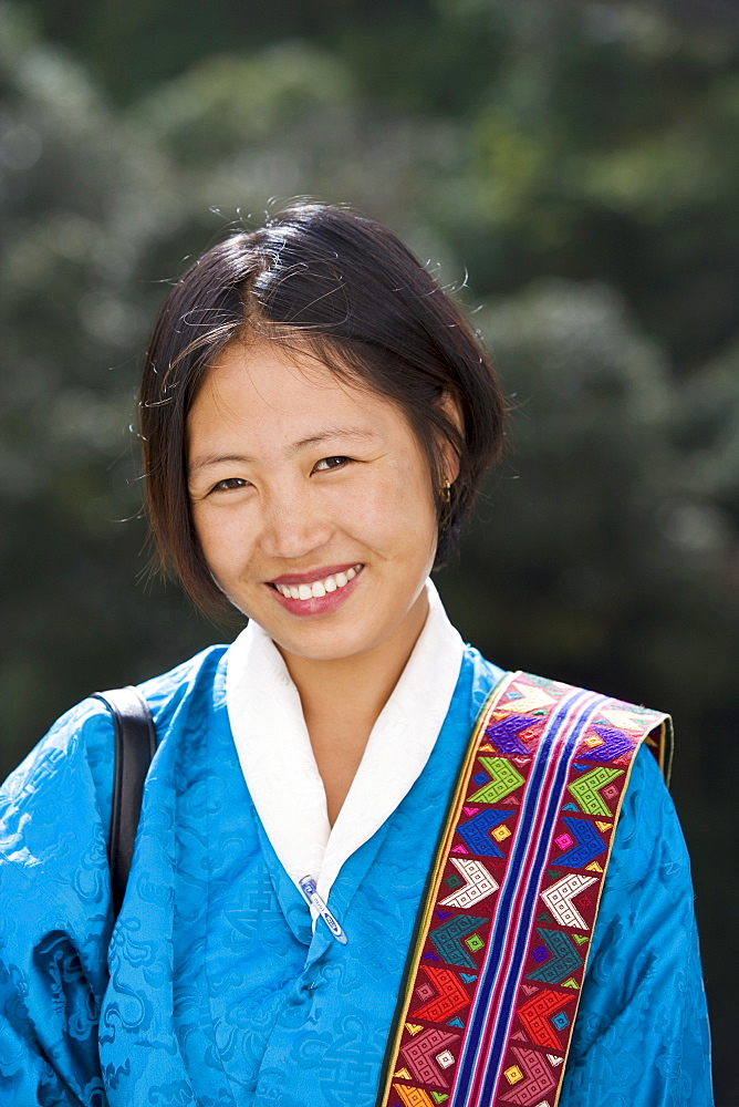 Bhutanese woman, Trongsa Dzong, Trongsa, Bhutan, Asia