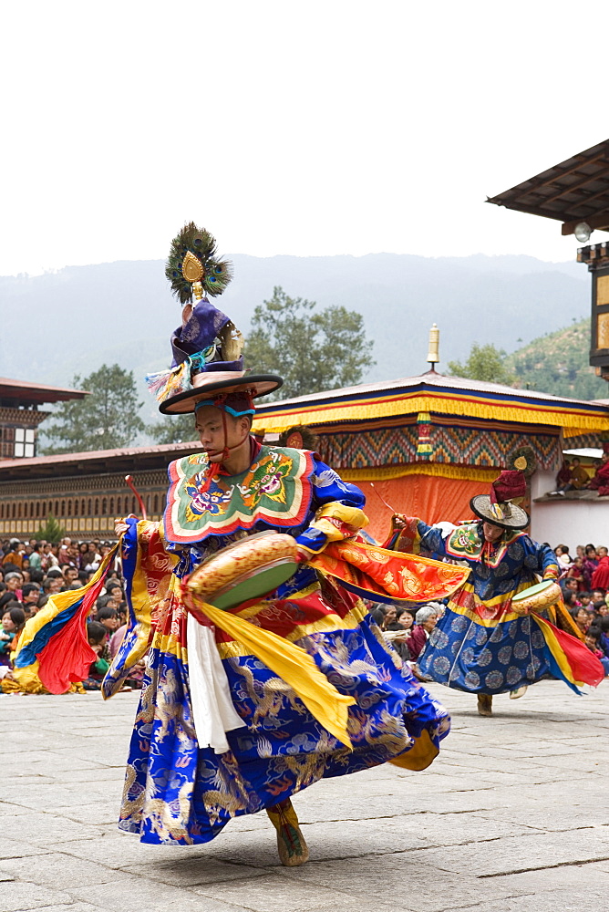 Buddhist festival (Tsechu), Trashi Chhoe Dzong, Thimphu, Bhutan, Asia