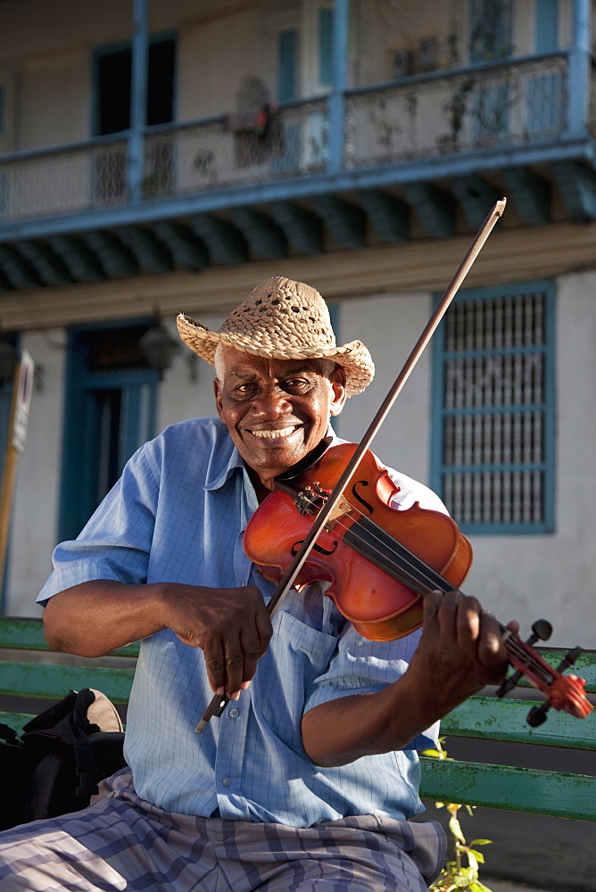 Violin player, Santiago de Cuba, Cuba, West Indies, Central America