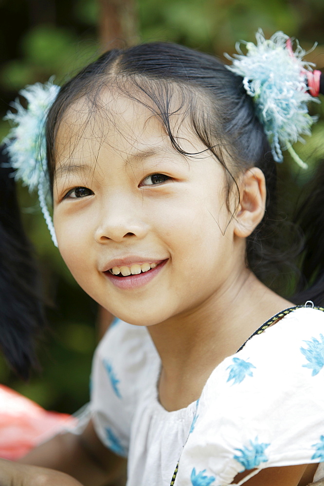 Chinese girl, Guilin, Guangxi Province, China, Asia