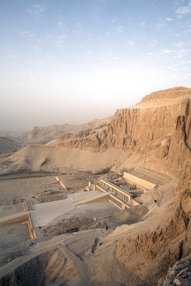 Deir al Bahri, Funerary Temple of Hatshepsut, Valley of the Kings, Thebes, UNESCO World Heritage Site, Egypt, North Africa, Africa