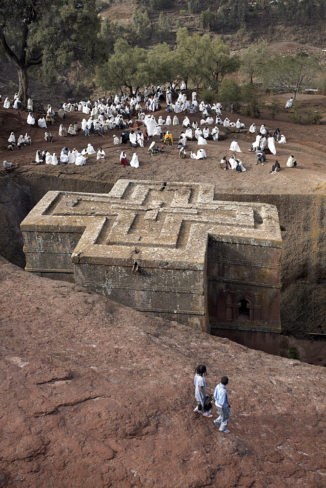 Sunday Mass is celebrated at the rock-hewn church of Bet Giyorgis (St. George), in Lalibela, UNESCO World Heritage Site, Ethiopia, Africa