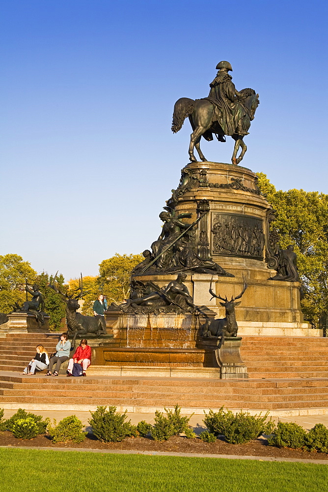 George Washington Monument at Eakins Oval, Fairmount Park, Philadelphia, Pennsylvania, United States of America, North America