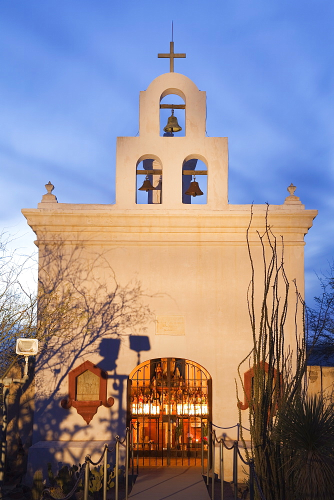 Mission San Xavier del Bac, Tucson, Arizona, United States of America, North America