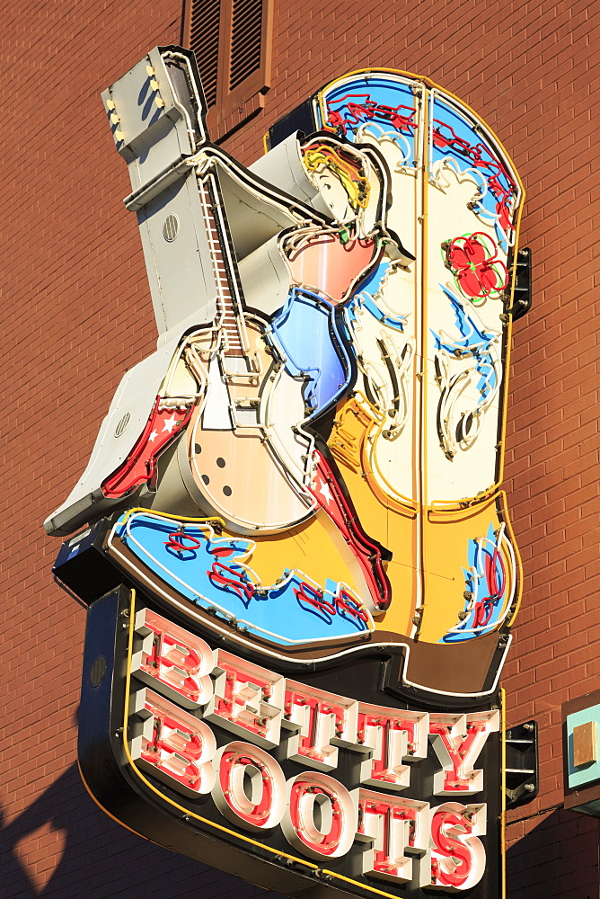 Sign on Broadway Street, Nashville, Tennessee, United States of America, North America