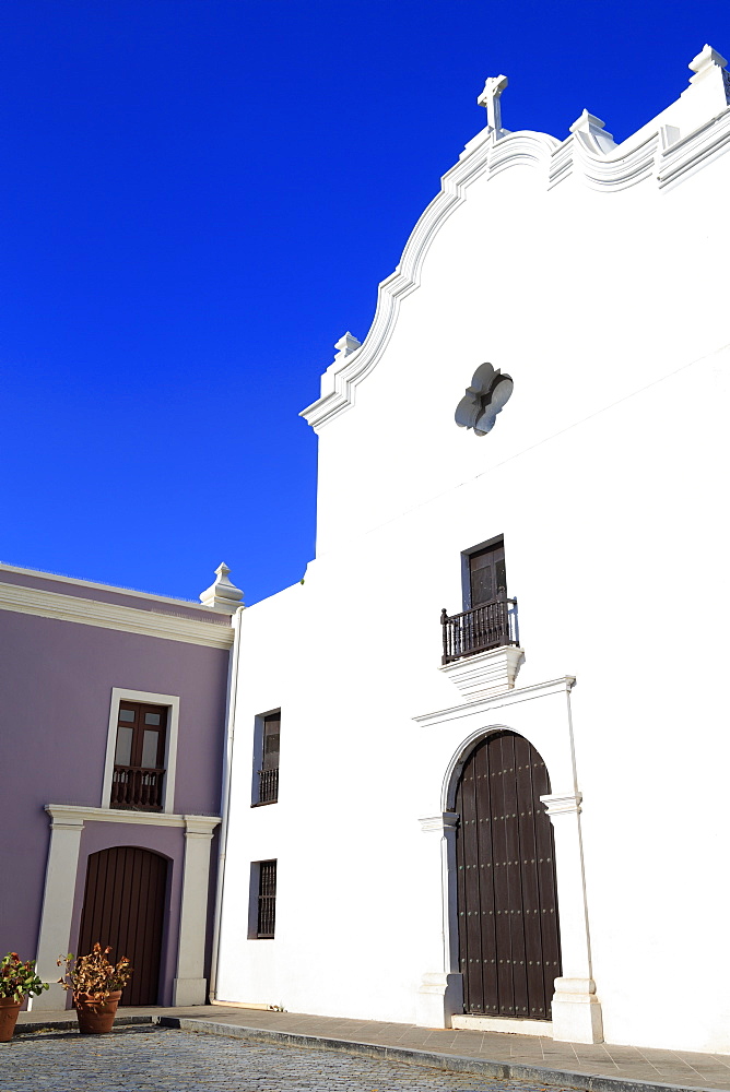 San Jose Church in Old San Juan, Puerto Rico, West Indies, Caribbean, Central America 