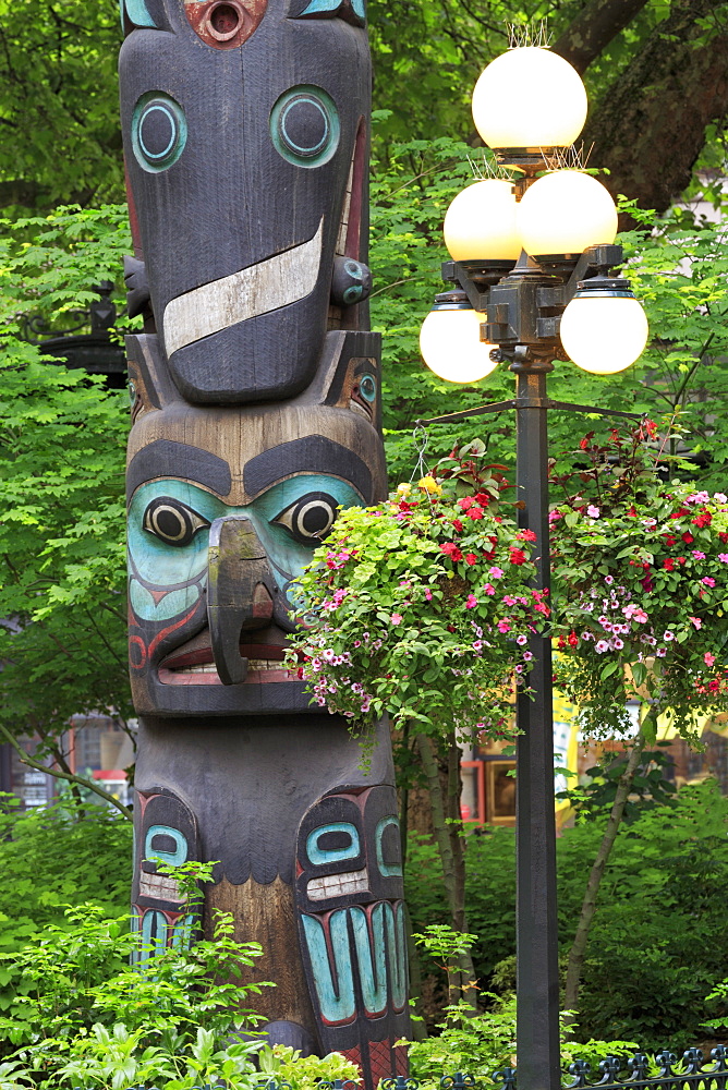 Pioneer Square Totem Pole, Seattle, Washington State, United States of America, North America