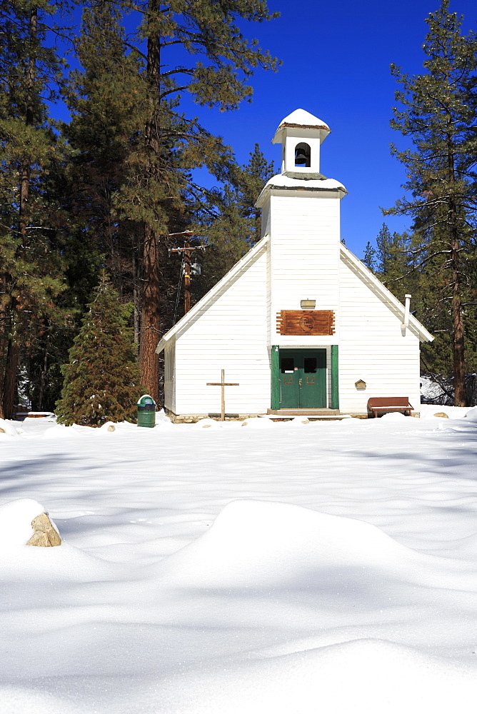 Chapel in snow, Idyllwild, California, United States of America, North America