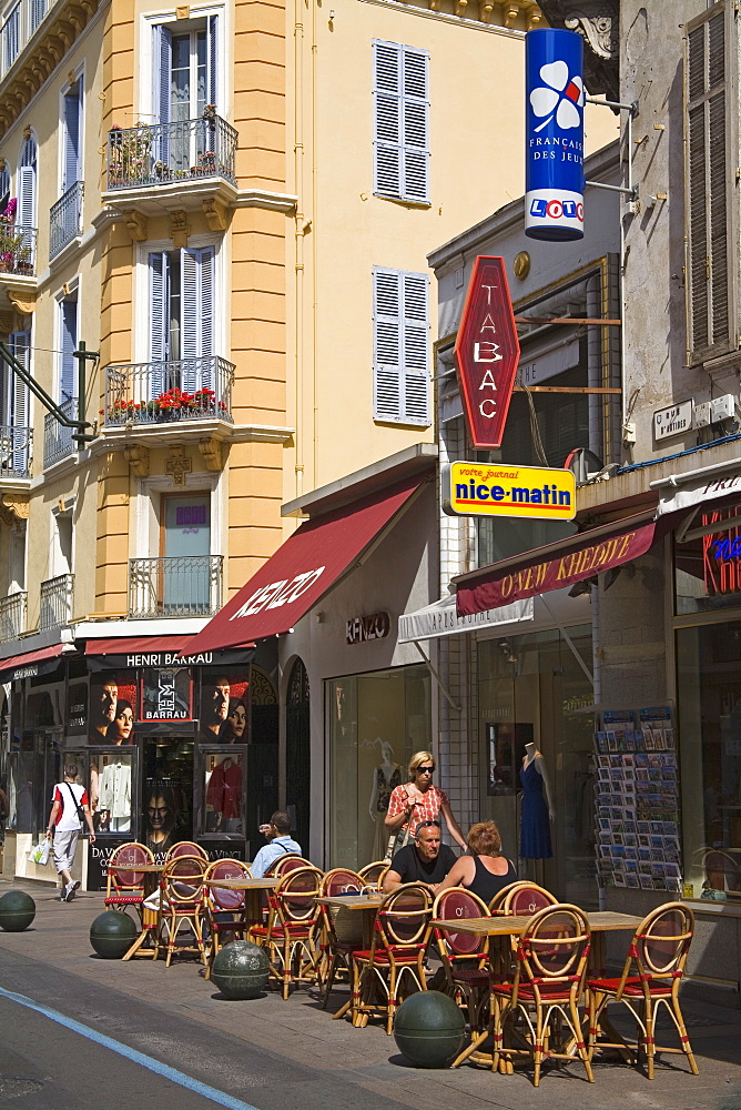 Rue d' Antibes, Cannes, Alpes Maritimes, Provence, Cote d'Azur, French Riviera, France, Europe