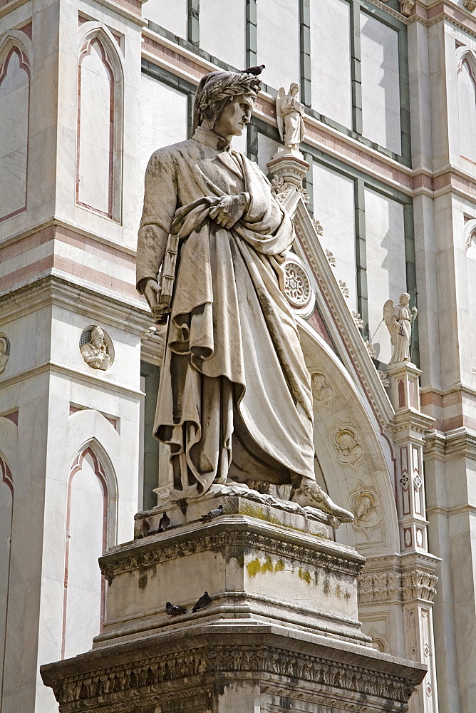 Dante's statue, Piazza di Santa Croce, Florence, Tuscany, Italy, Europe