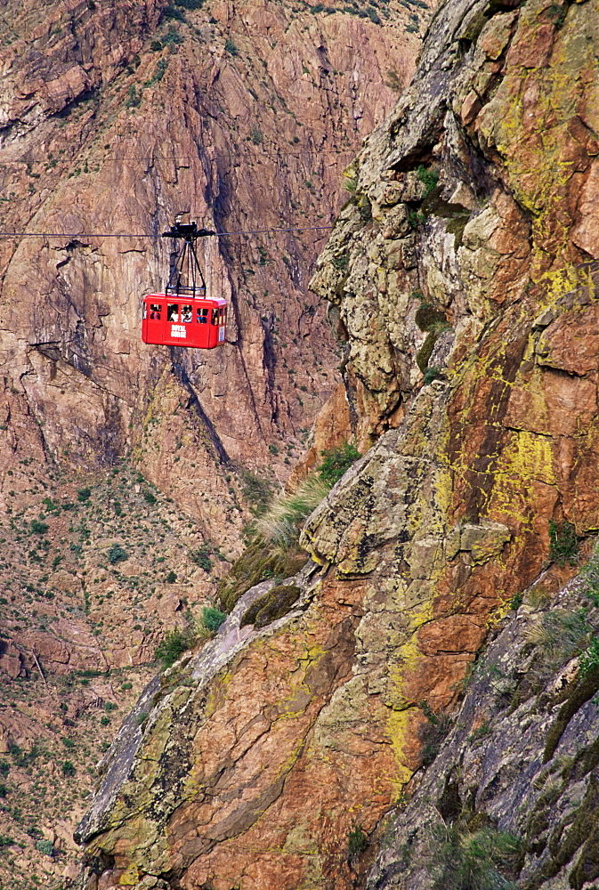 Aerial tram, Royal Gorge Park, Colorado, United States of America, North America