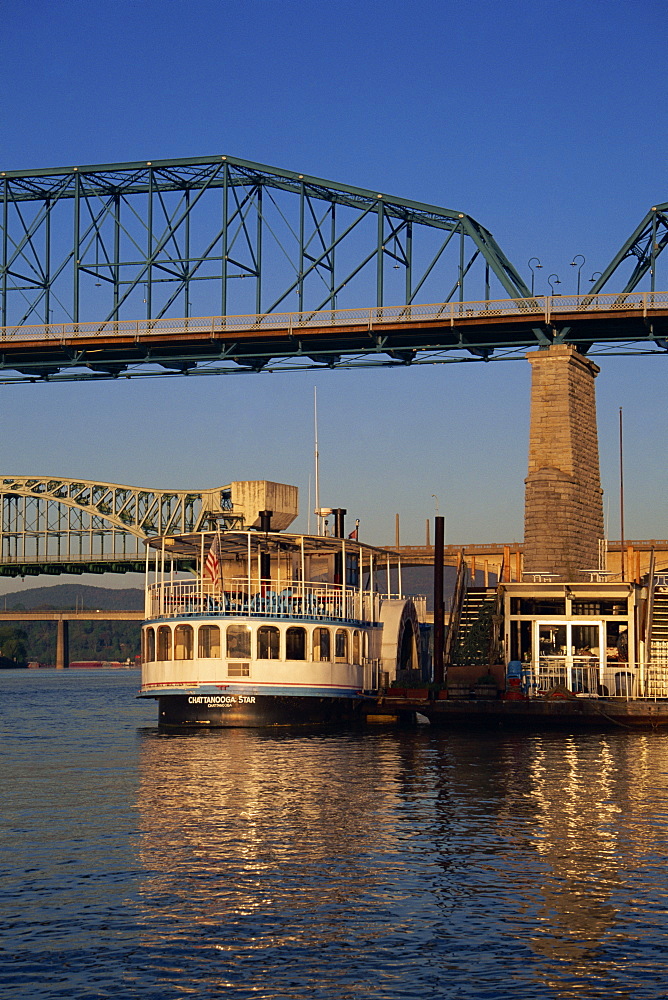 Walnut Street Bridge, Chattanooga, Tennessee, United States of America, North America