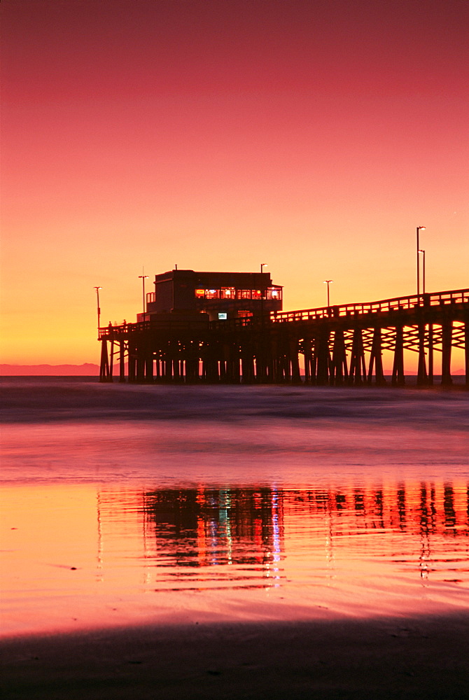 Newport Beach pier, Orange County, southern California, California, United States of America, North America