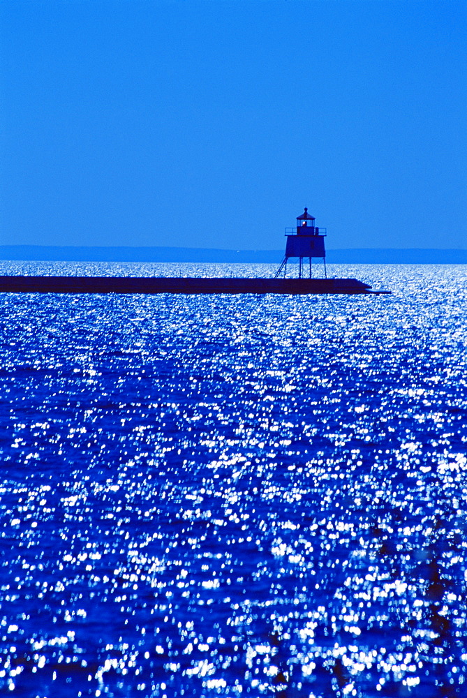 Two Harbors Breakwater Lighthouse, Two Harbors City, Lake Superior, Minnesota, United States of America, North America