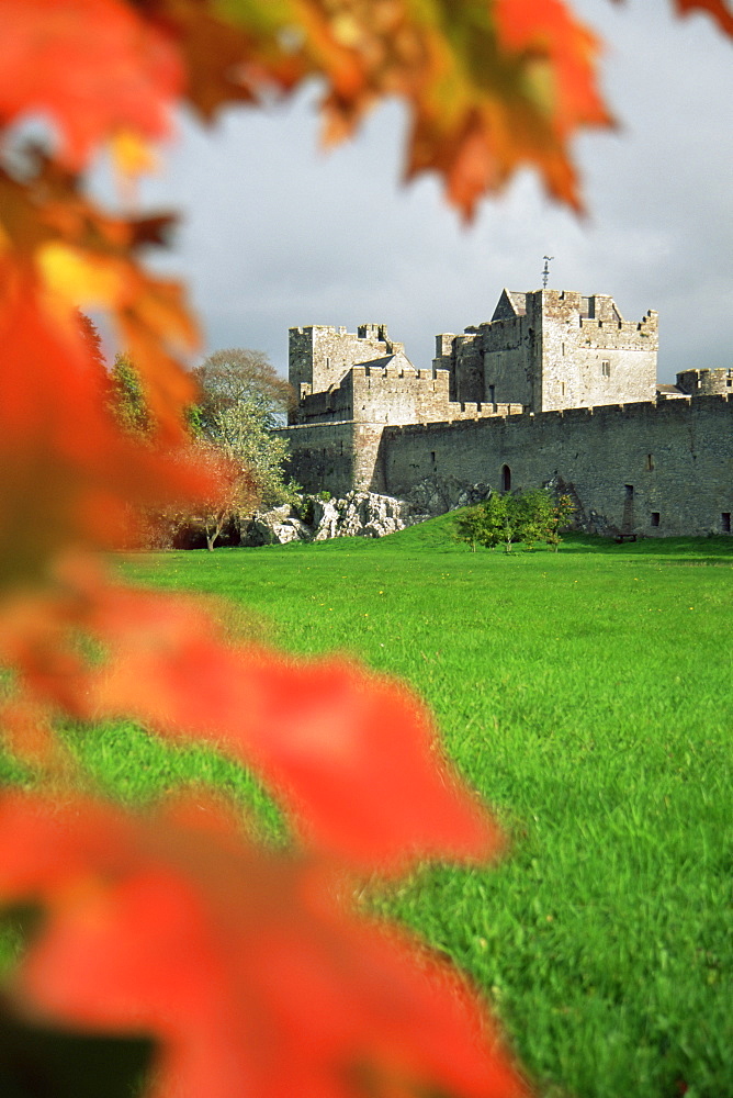 Cahir Castle, County Tipperary, Munster, Republic of Ireland, Europe