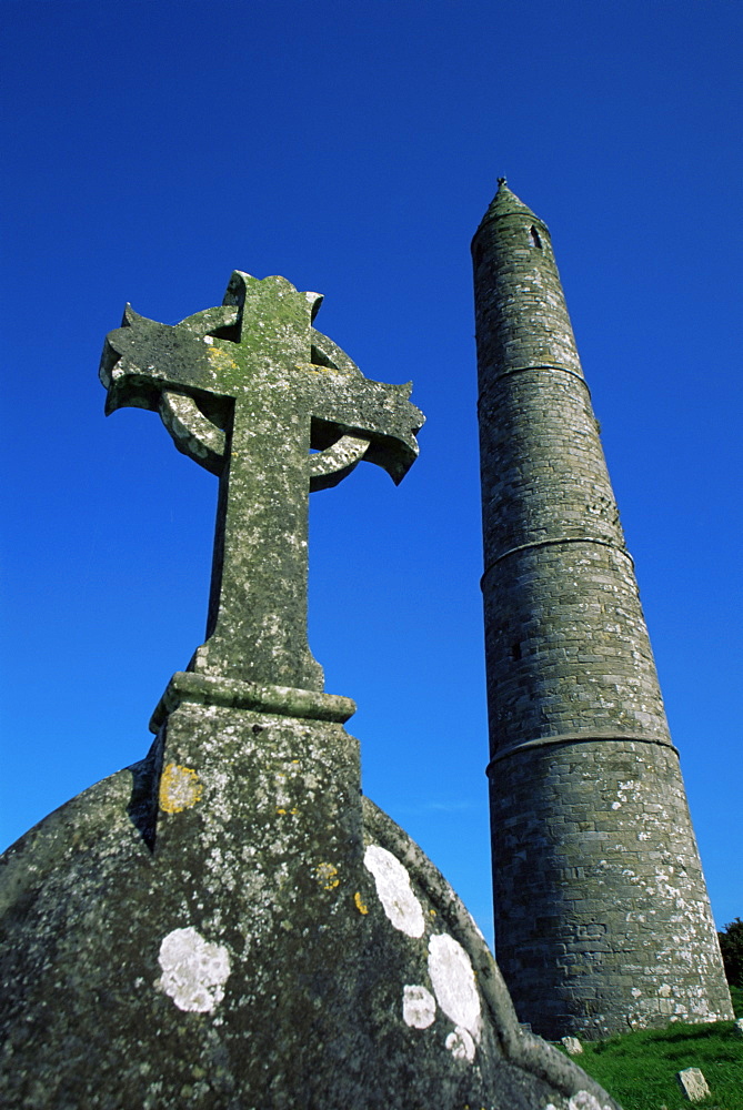 Round tower, Ardmore village, County Waterford, Munster, Republic of Ireland, Europe