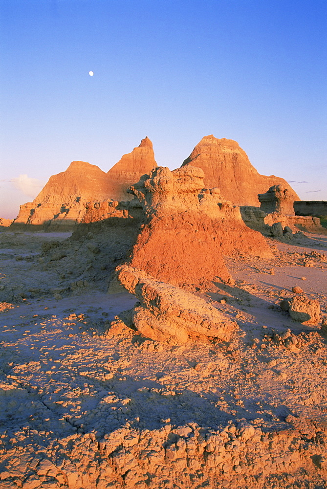 Hoodoo rock formation, Badlands National Park, South Dakota, United States of America, North America