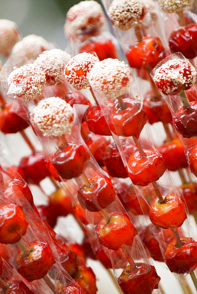 Candy apples, Kunming, Yunnan, China, Asia