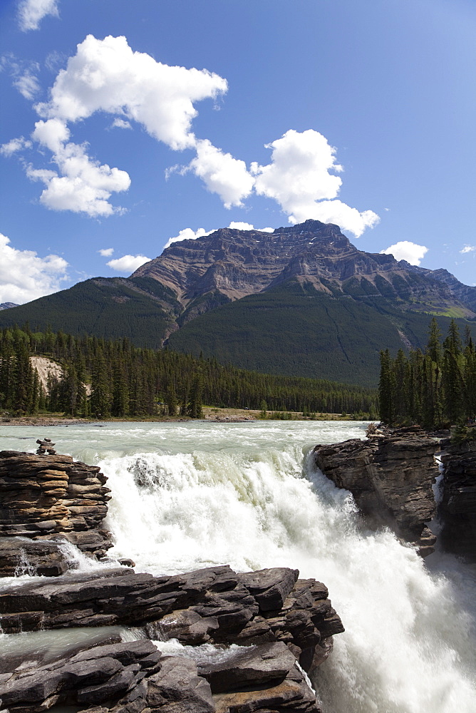 Athabasca Falls, Jasper National Park, UNESCO World Heritage Site, British Columbia, Rocky Mountains, Canada, North America