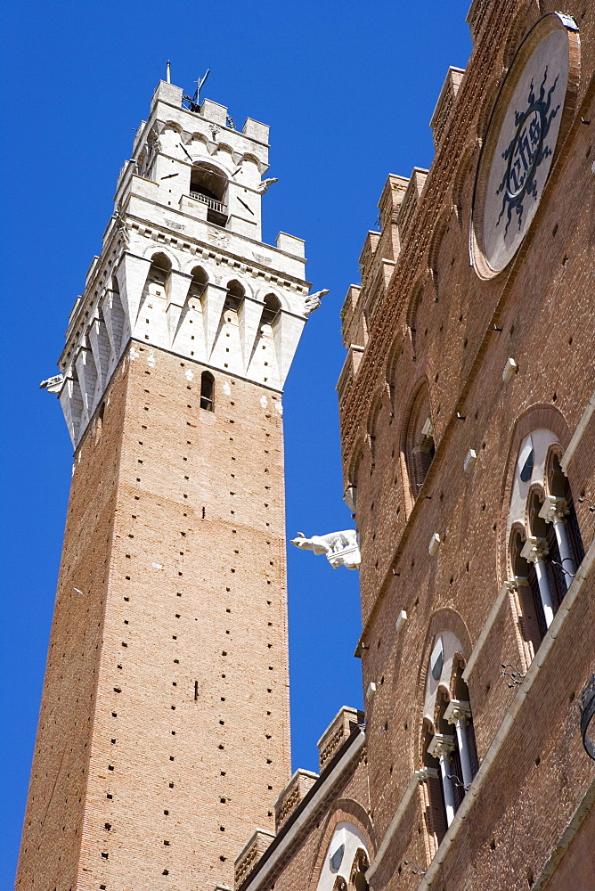 Palazzo Pubblico (Town Hall), Piazza Del Campo, UNESCO World Heritage Site, Siena, Tuscany, Italy, Europe