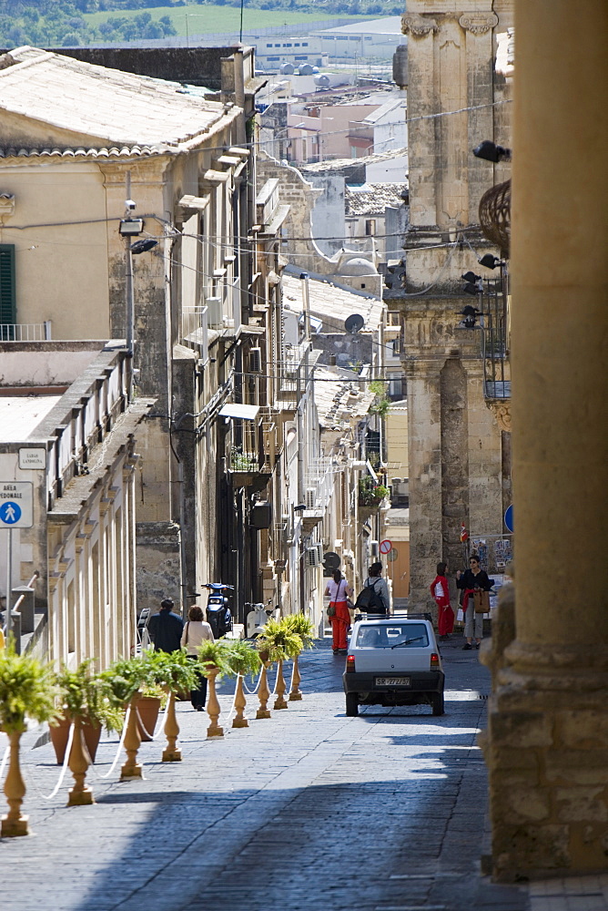 Steep street, Noto, Sicily, Italy, Europe