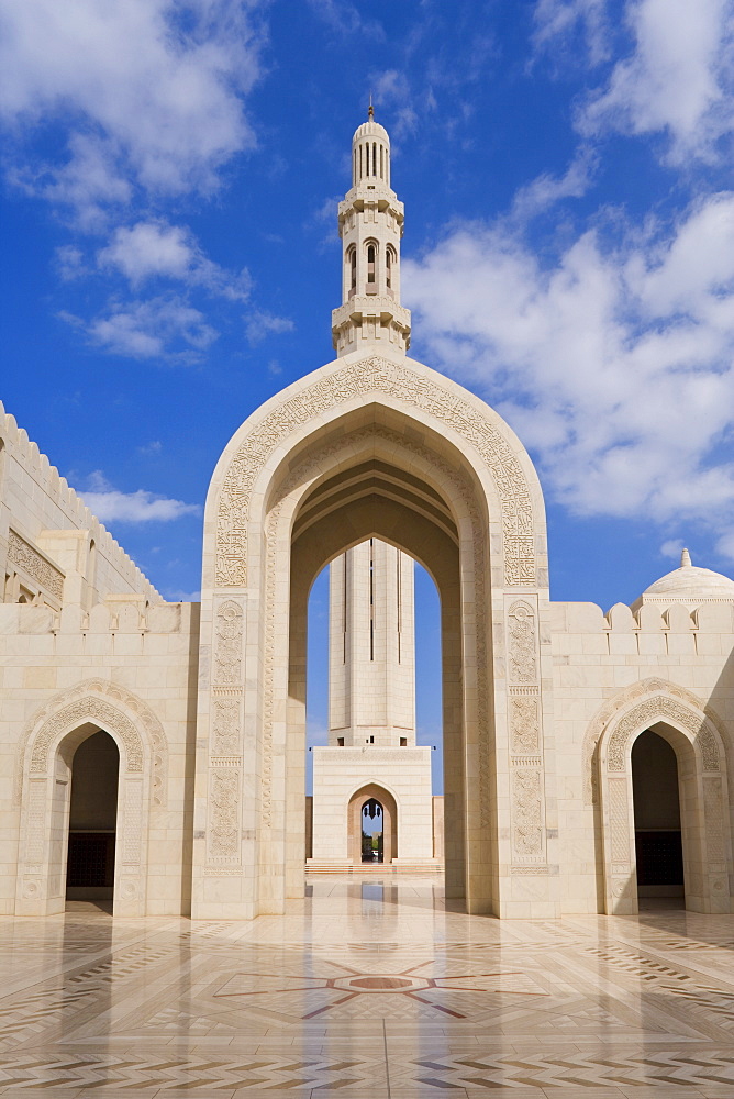 Entrance to Al-Ghubrah or Grand Mosque, Muscat, Oman, Middle East