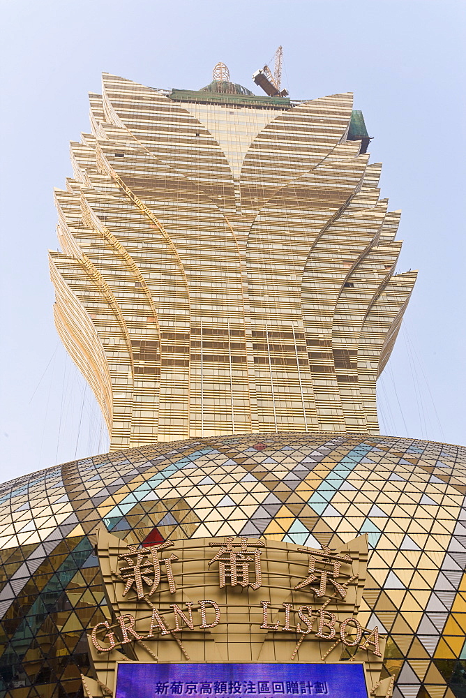 Grand Lisboa casino in central Macau, Macau, China, Asia