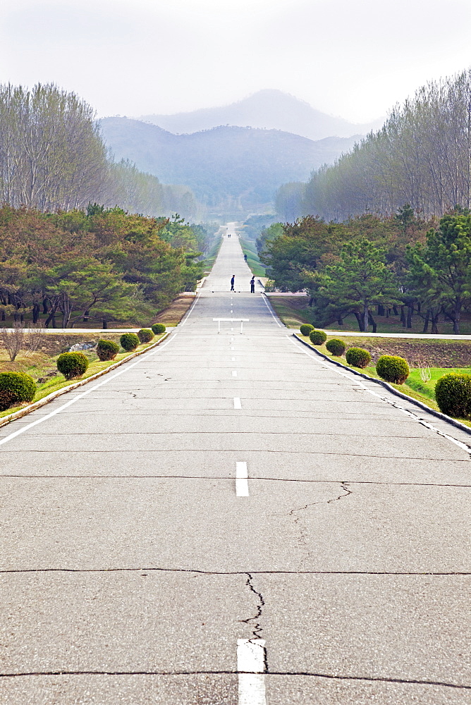 King Tongmyong's Mausoleum, Pyongyang, Democratic People's Republic of Korea (DPRK), North Korea, Asia