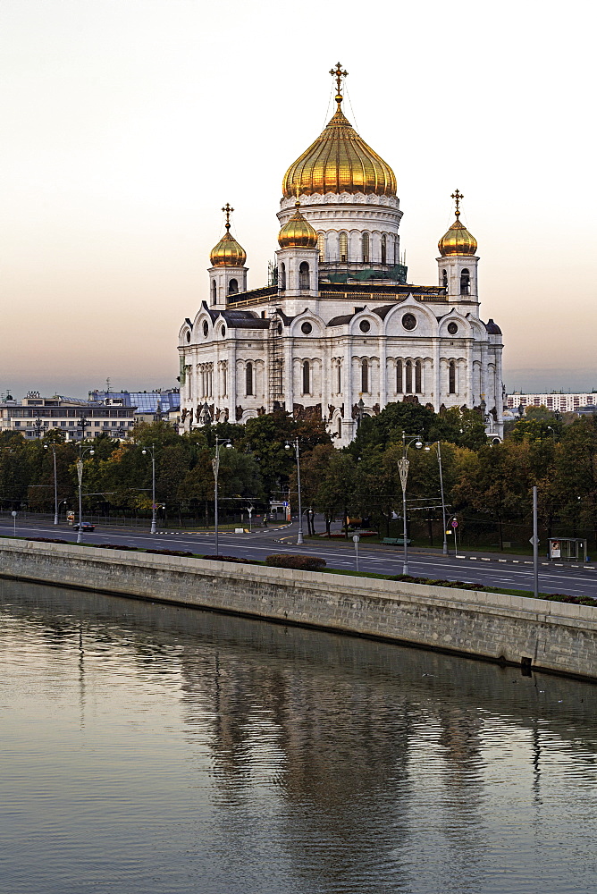 Cathedral of Christ the Saviour and Moskva River, Moscow, Russia, Europe