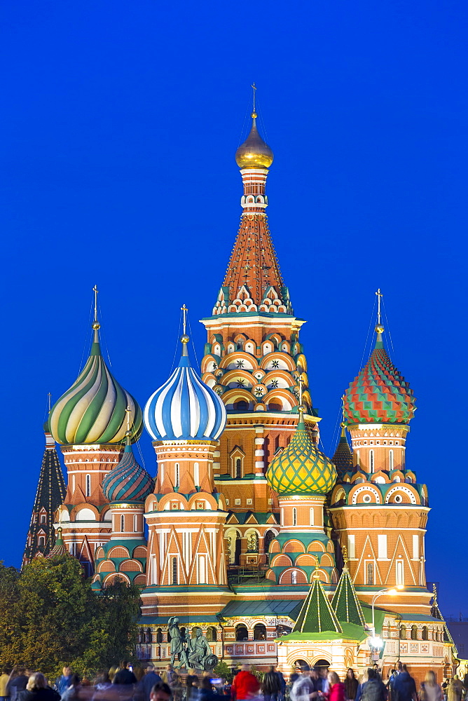 St. Basils Cathedral in Red Square, UNESCO World Heritage Site, Moscow, Russia, Europe