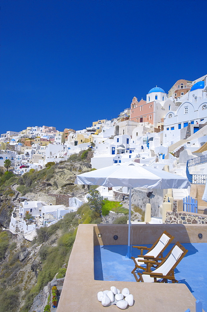 Terrace in Oia, Santorini, Cyclades, Greek Islands, Greece, Europe