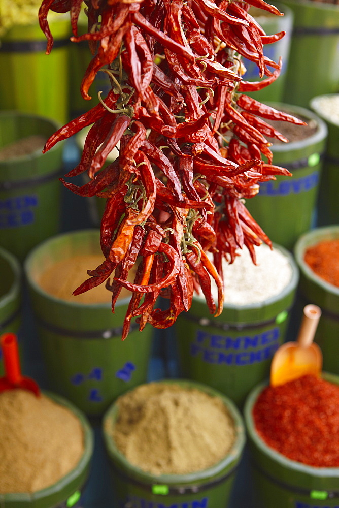 Chillies in spice market, Istanbul, Turkey, Europe