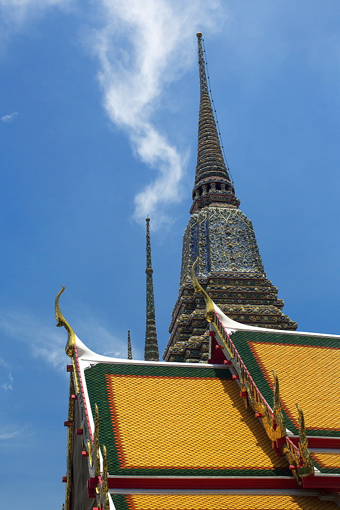 Wat Pho (Wat Phra Chetuphon) (Temple of the Reclining Buddha), Bangkok, Thailand, Southeast Asia, Asia 